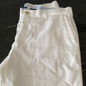 Peter Millar White Flat Front Men Shorts